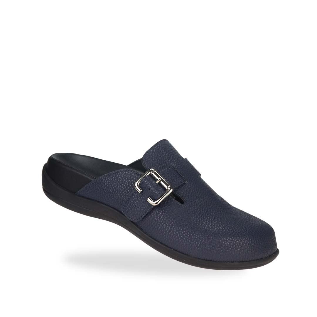 Diagonal view of Thomas Chan's closed-toe buckle sandals in blue colour with pebbled texture, the sandals feature a sleek design with a silver buckle strap across the top and a black inner lining, with arch-support footbed.