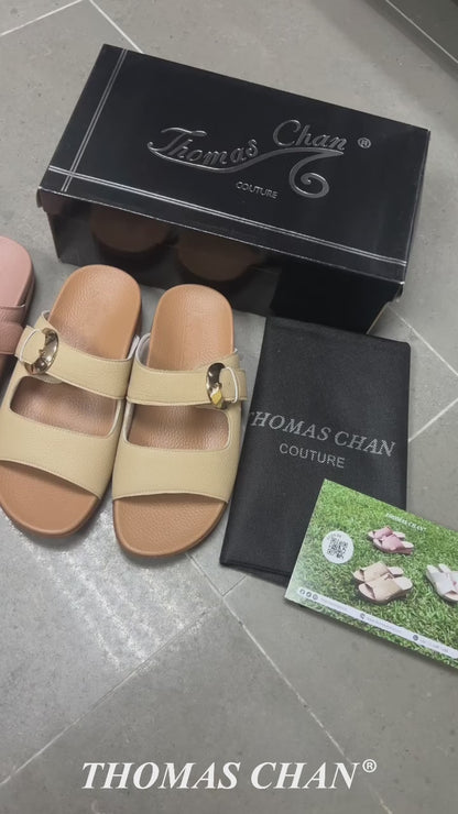 [Wide-Fit] Great Coverage Buckle Flat Sandals