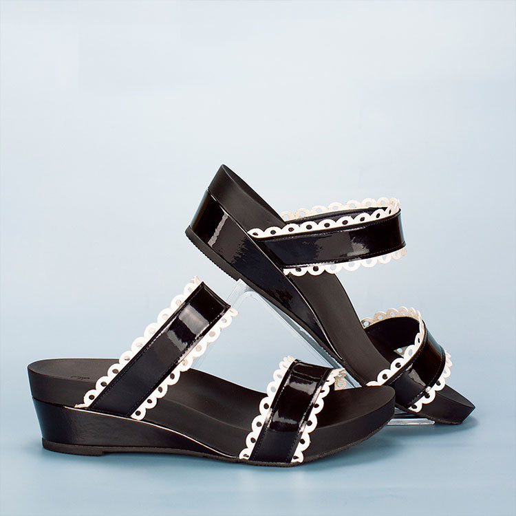 cute and casual black and white hand trimmed flower cutout 5 cm sandals by Thomas Chan